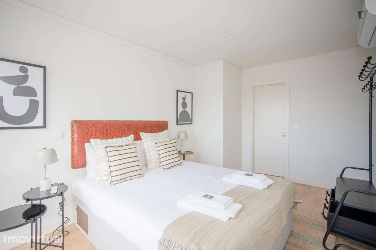Apartamento com 3 quartos - localizado em Santo Ildefonso Porto - Grande imagem: 4/54