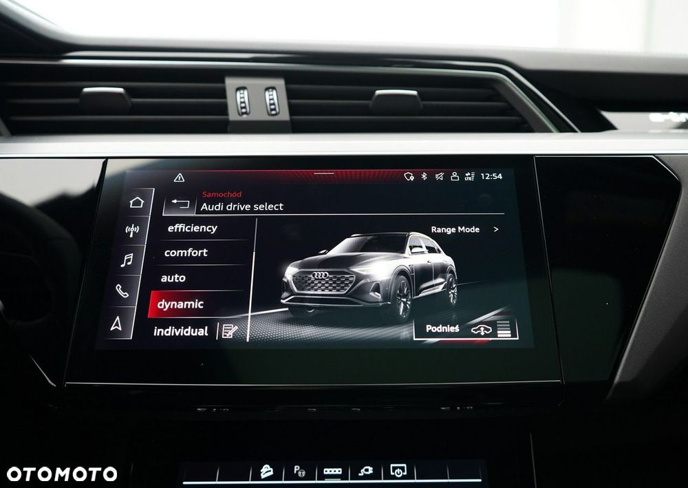 Audi Q8 - 36