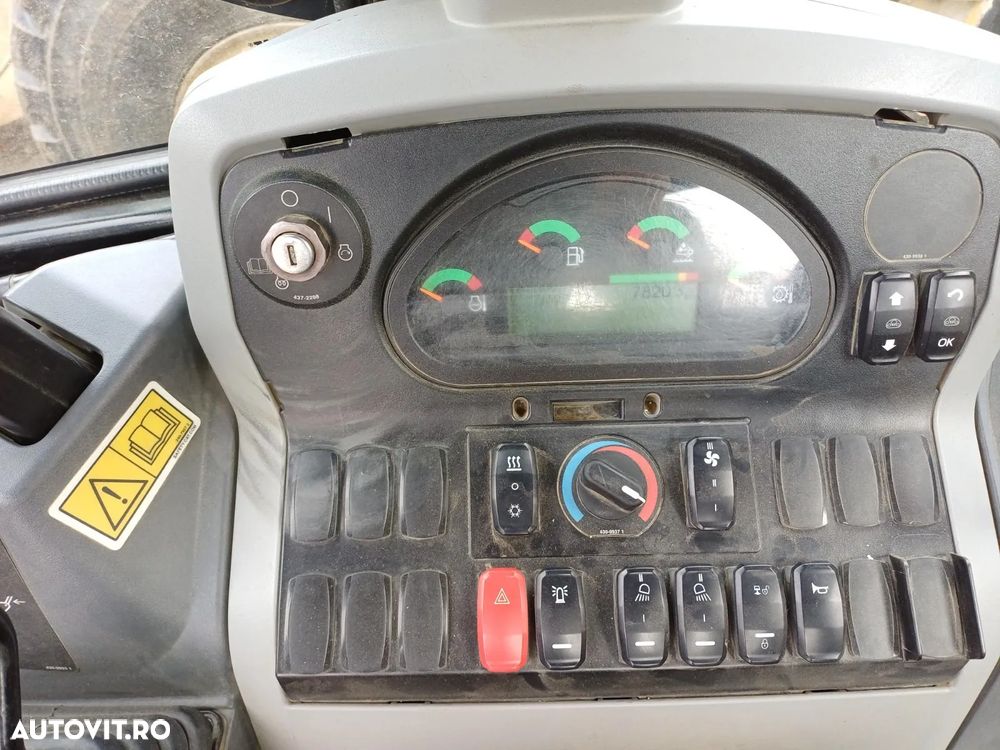 Caterpillar CAT 428 F2 Buldoexcavator - 5