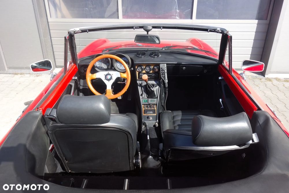 Alfa Romeo Spider 2.0 - 22