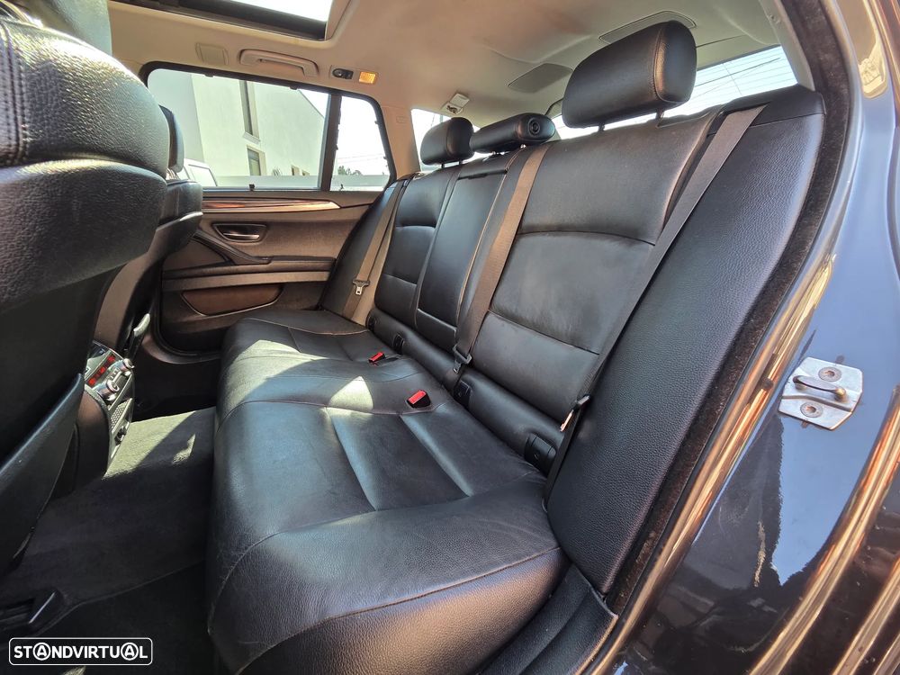 BMW 520 d Auto - 10