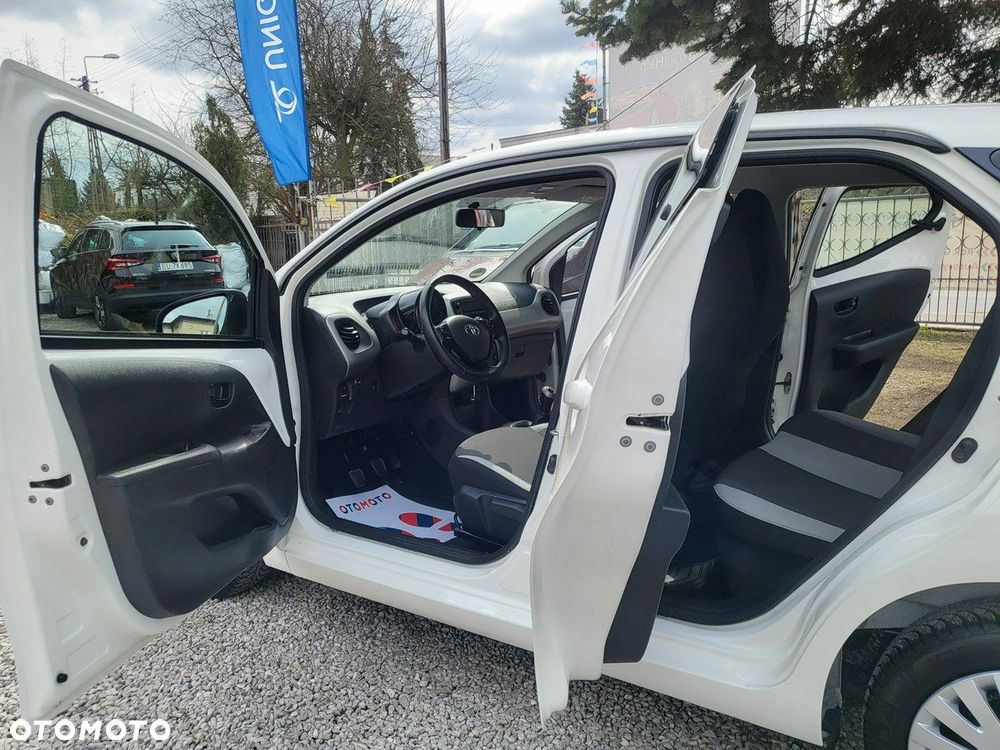 Toyota Aygo - 16