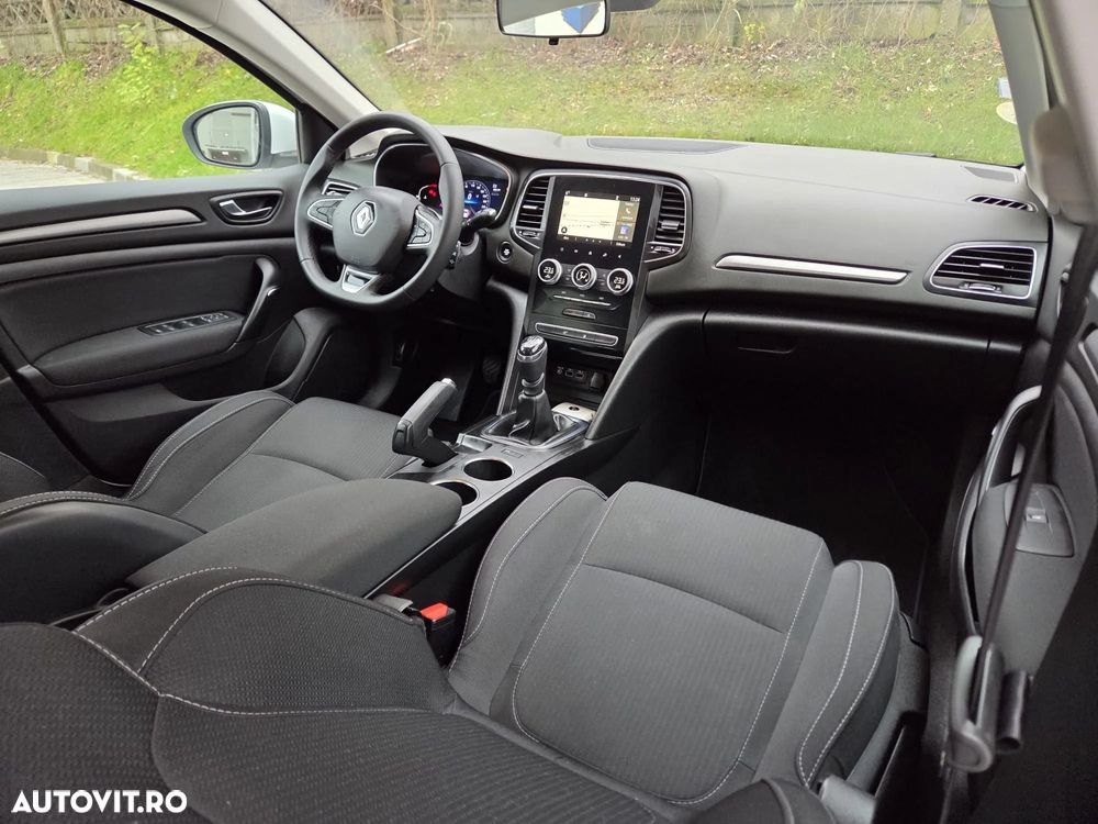 Renault Megane BLUE dCi 115 BUSINESS EDITION - 21