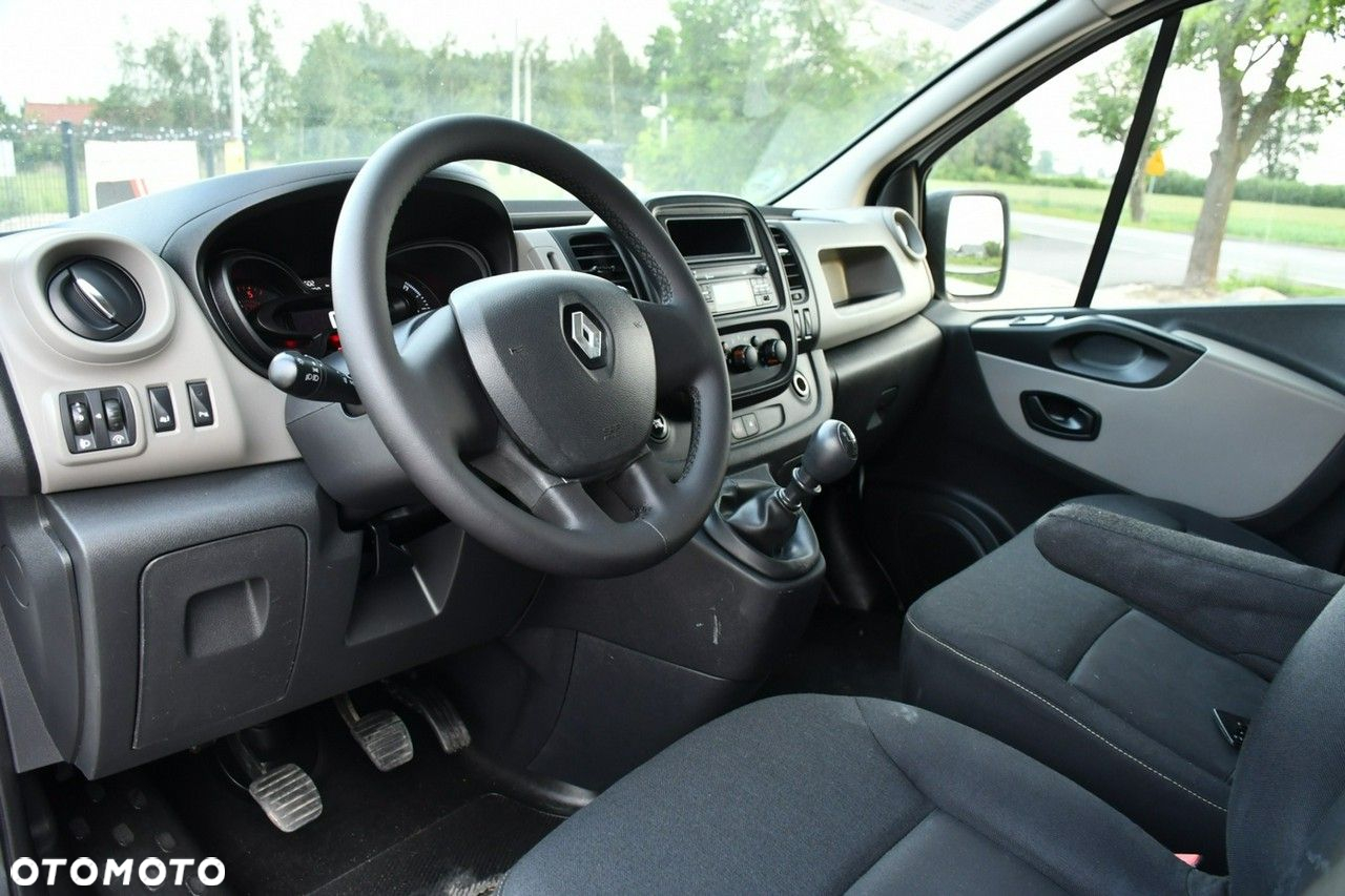 Renault Trafic - 31