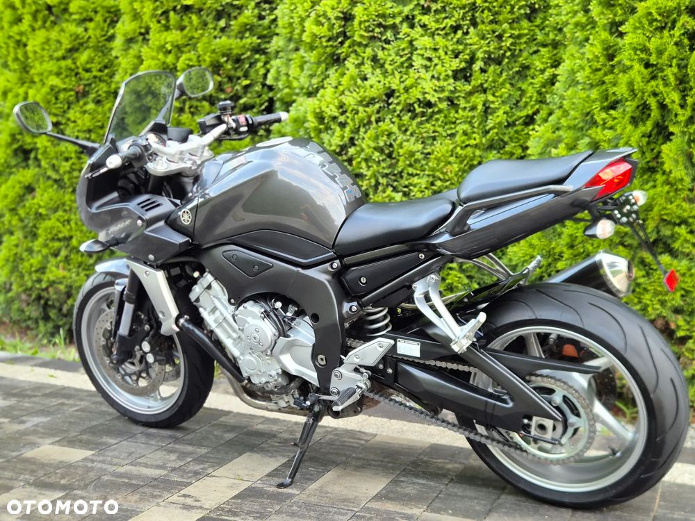 Yamaha FZ - 7
