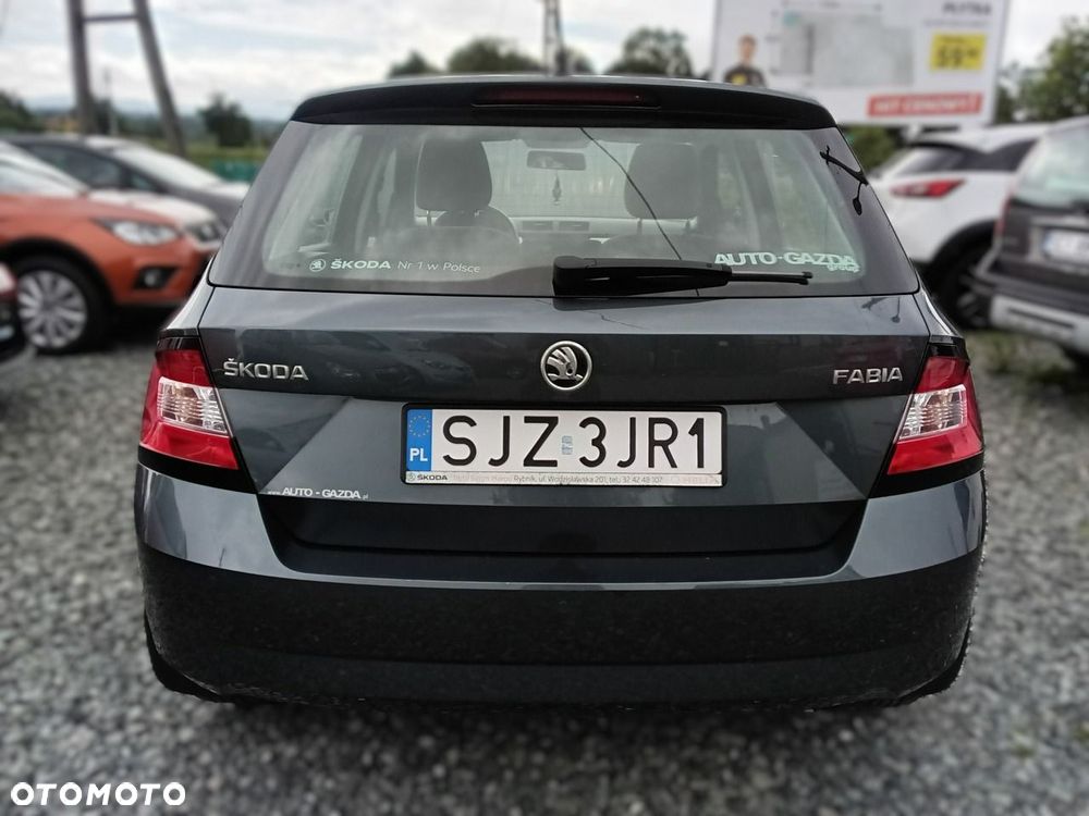 Skoda Fabia - 5