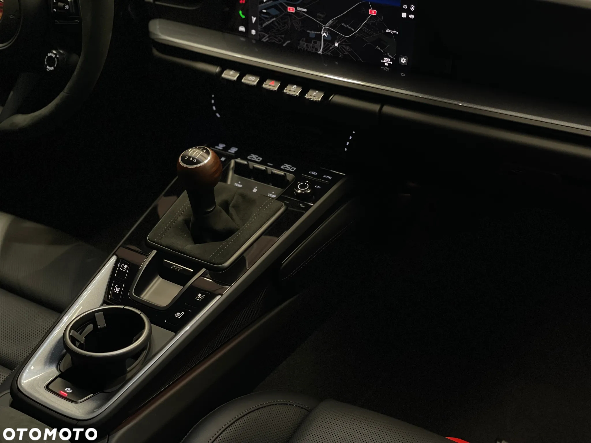 Porsche 911 Carrera T - 18
