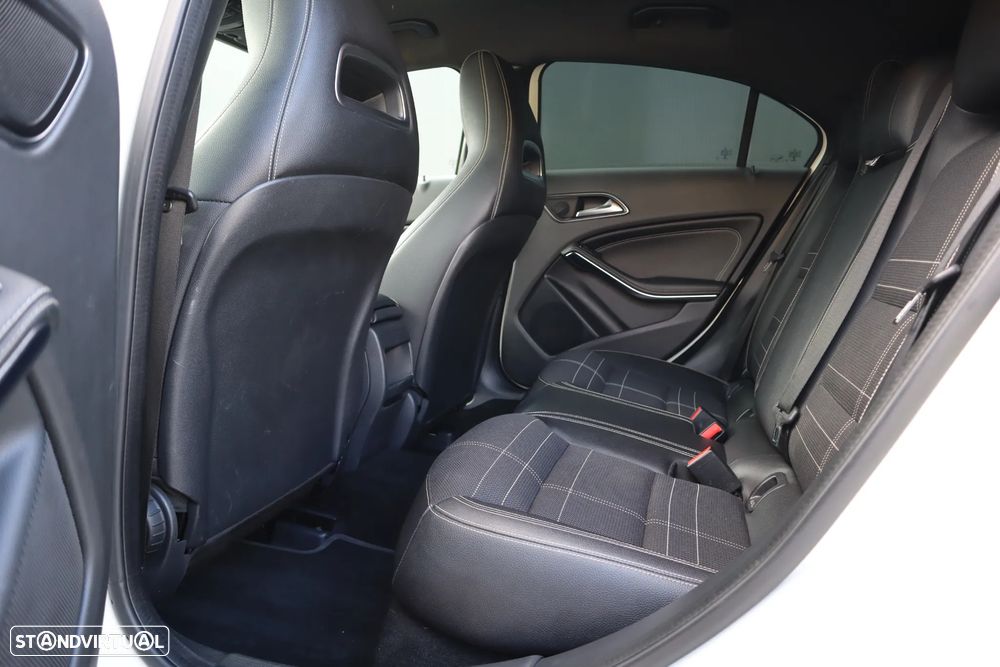 Mercedes-Benz A 200 d 7G-DCT Urban - 8