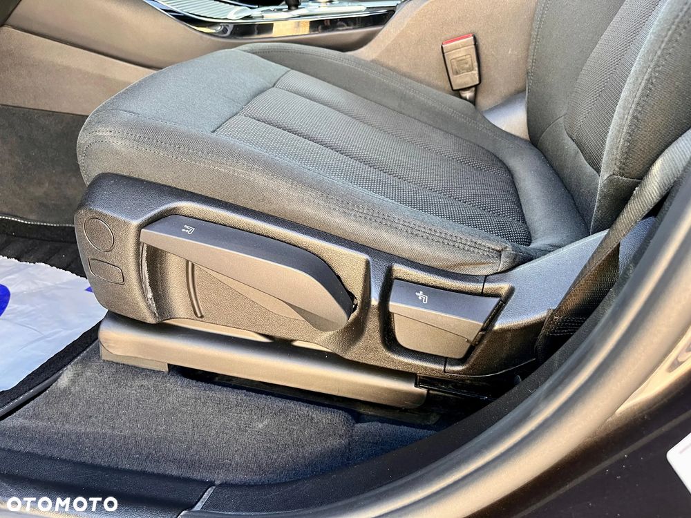 BMW X3 sDrive18d - 14