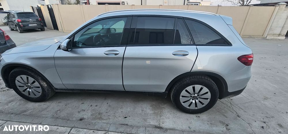 Mercedes-Benz GLC 220 d 4MATIC - 3