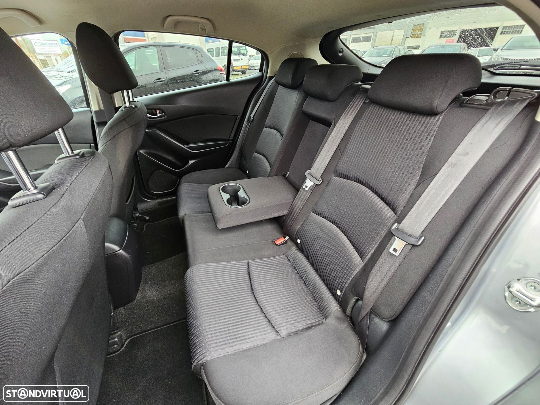 Mazda 3 - 7
