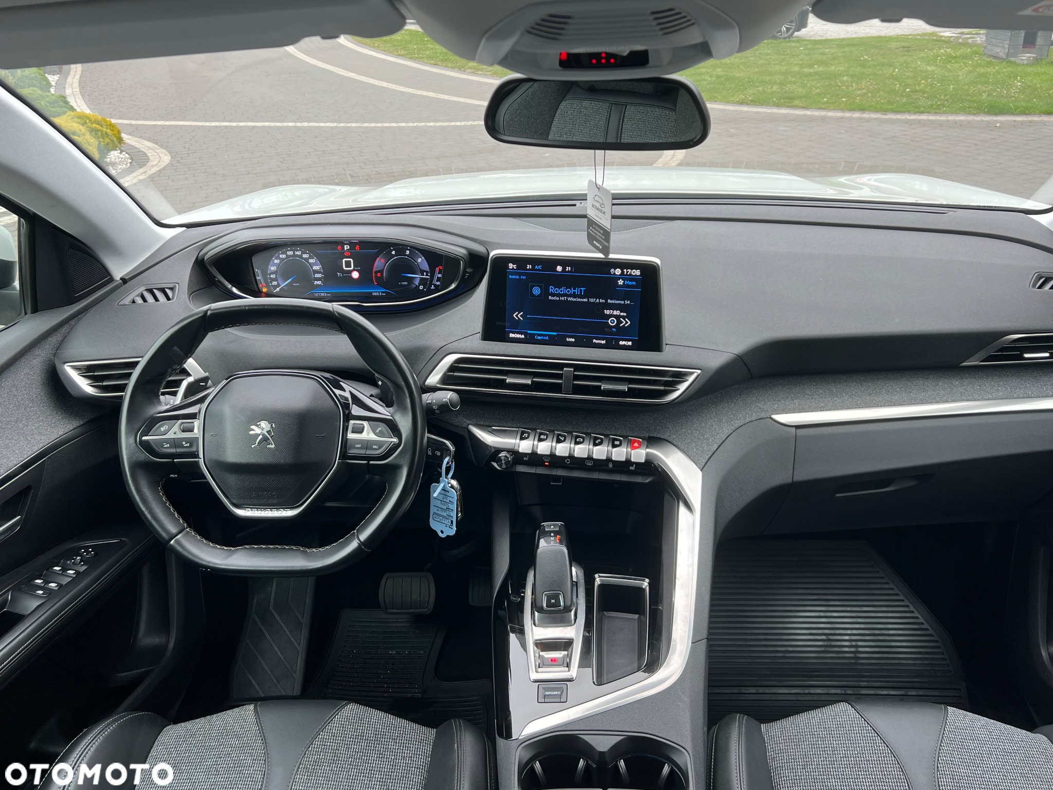 Peugeot 5008 1.5 BlueHDi Allure S&S EAT8 - 32