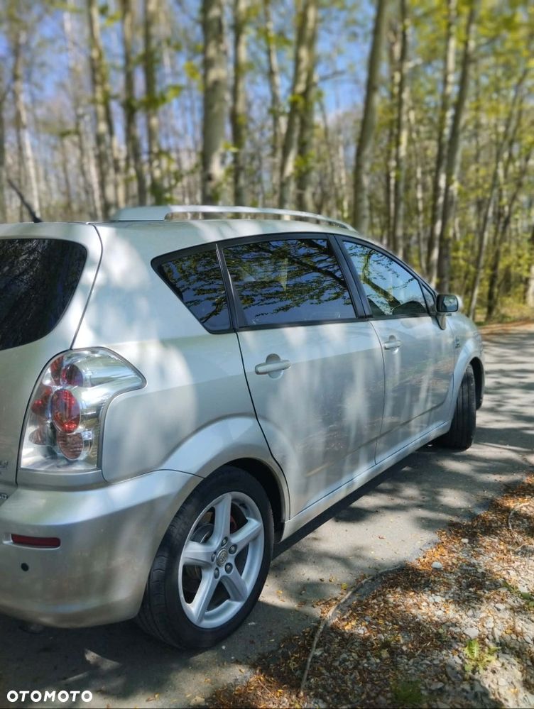 Toyota Verso - 8