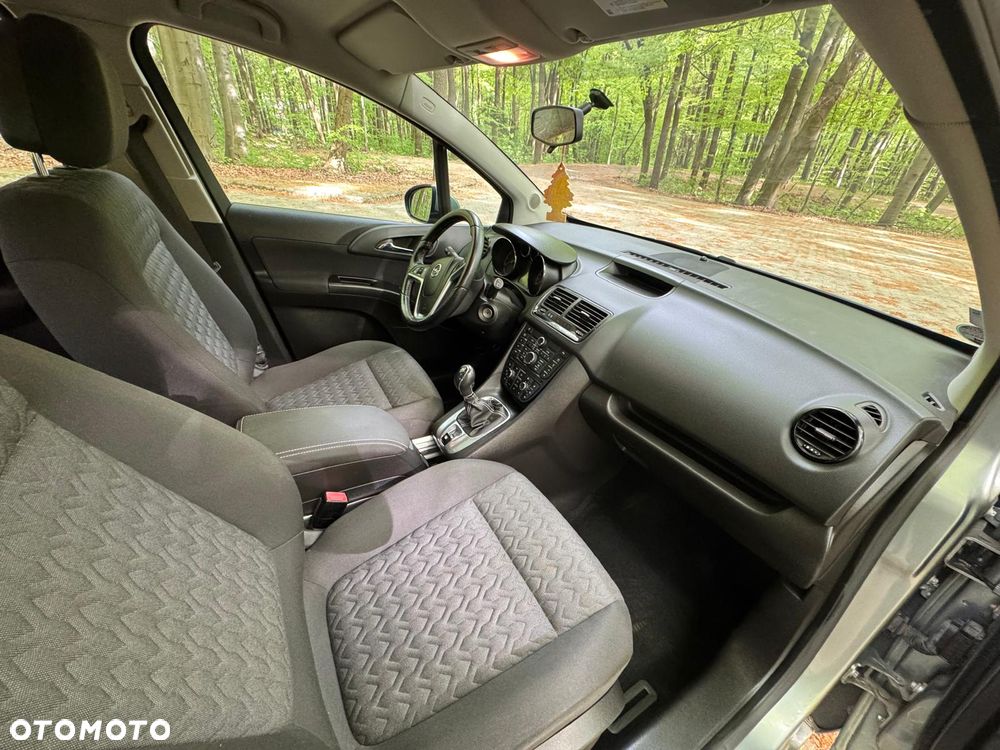 Opel Meriva 1.4 Cosmo - 17