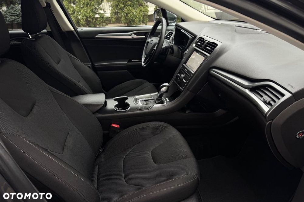 Ford Mondeo 2.0 EcoBlue Titanium - 19