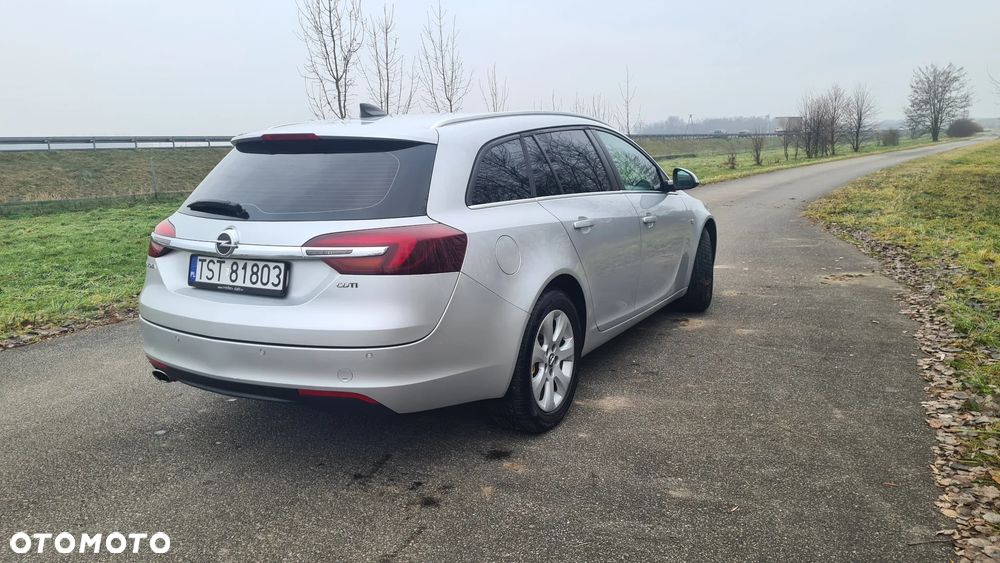 Opel Insignia 2.0 CDTI - 17