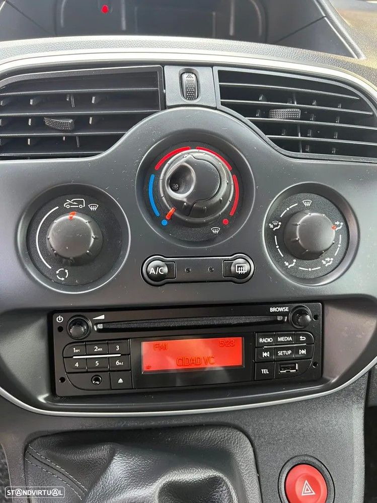 Renault Kangoo Outro - 15