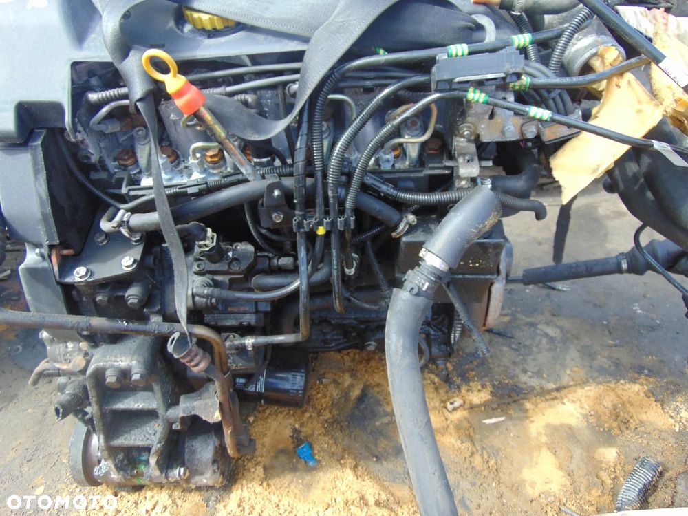 Silnik Peugeot boxer 2,8 TD kompletny jak na foto - 9