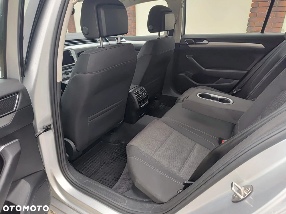 Volkswagen Passat 2.0 TDI BMT Comfortline - 6