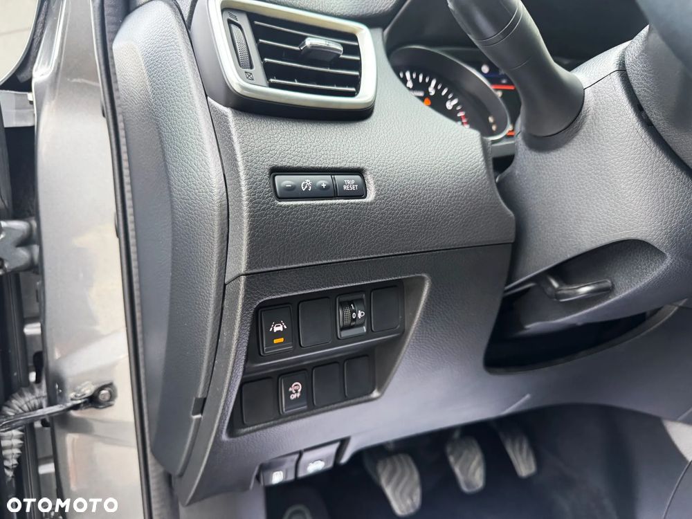Nissan Qashqai 1.3 DIG-T N-Tec - 11