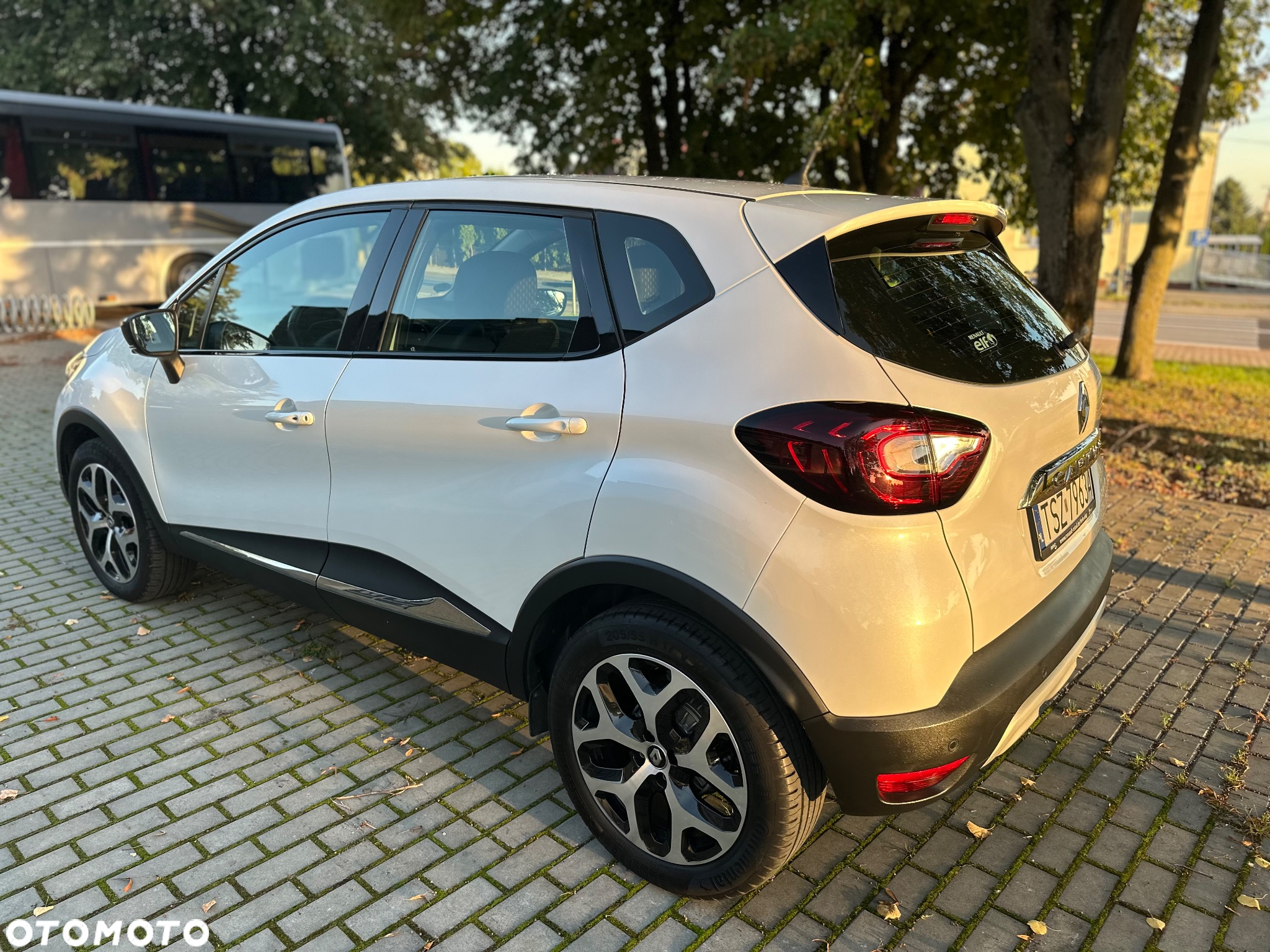 Renault Captur ENERGY TCe 90 Start&Stop Luxe - 8