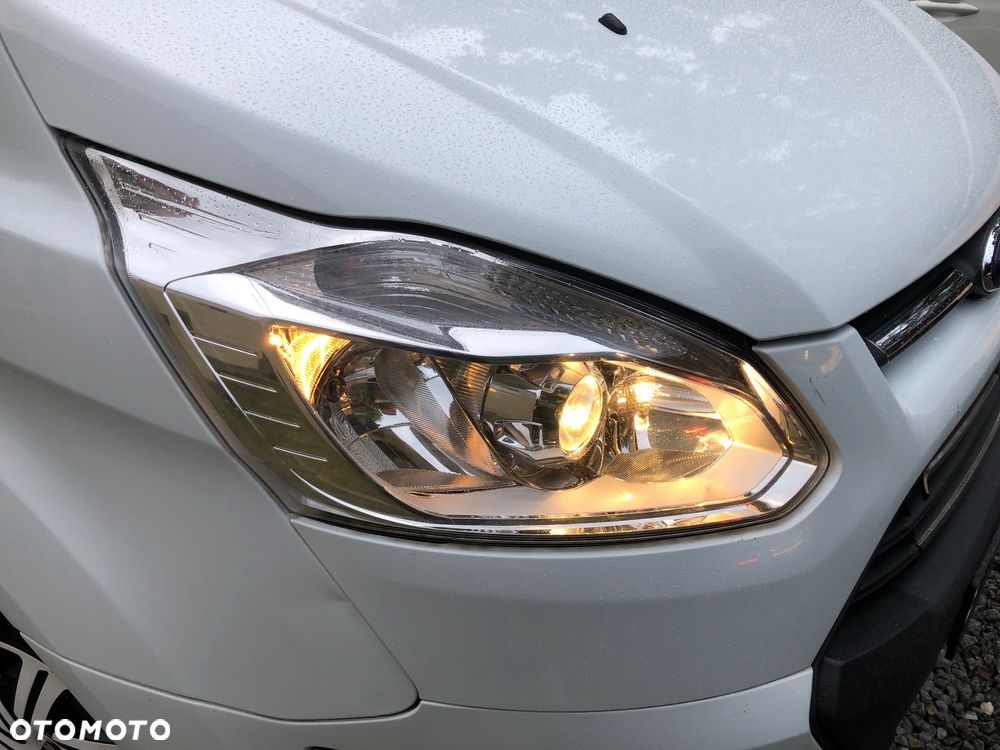Ford Tranzit custom - 12