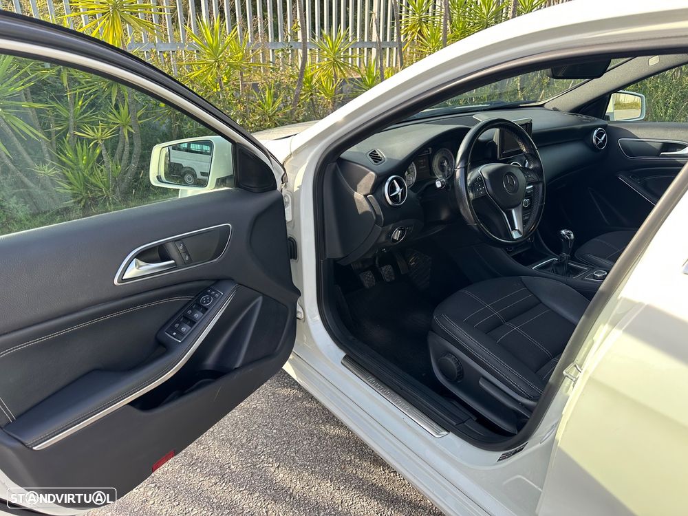 Mercedes-Benz A 180 CDI (BlueEFFICIENCY) Urban - 8