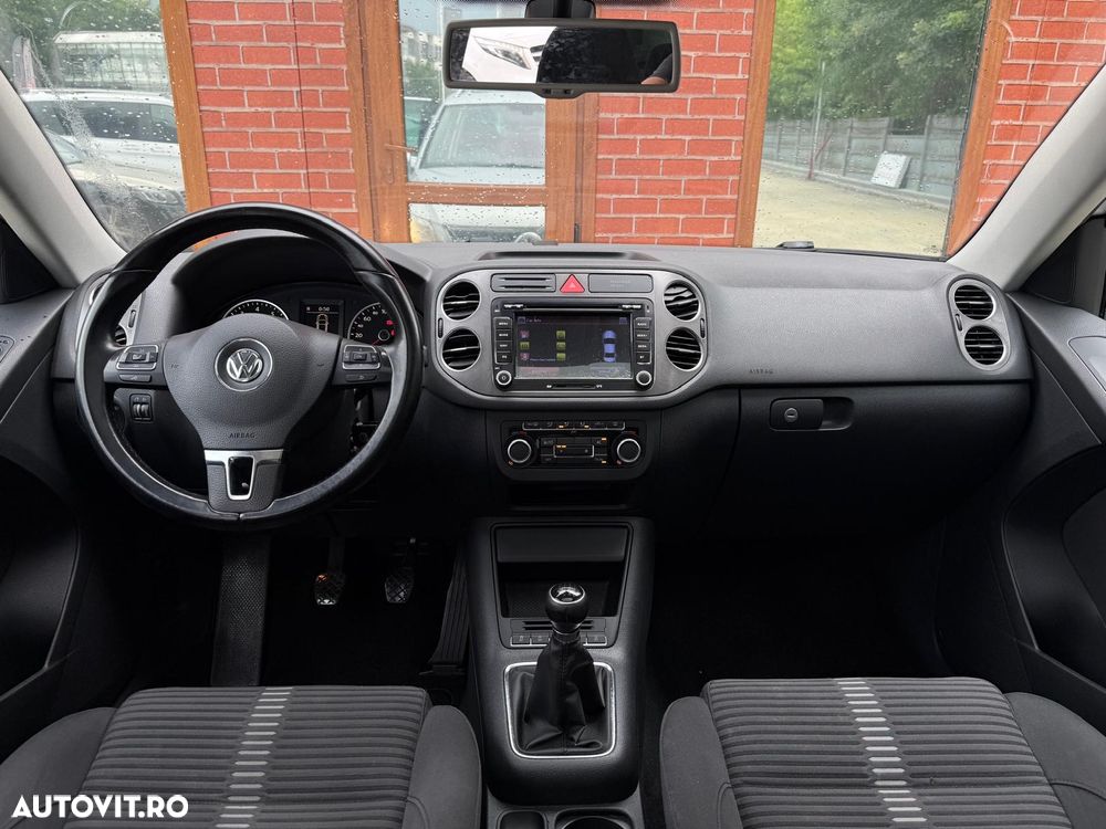 Volkswagen Tiguan - 5