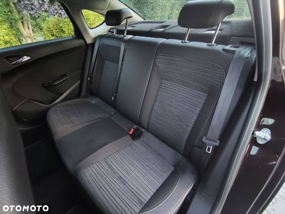 Opel Astra - 13