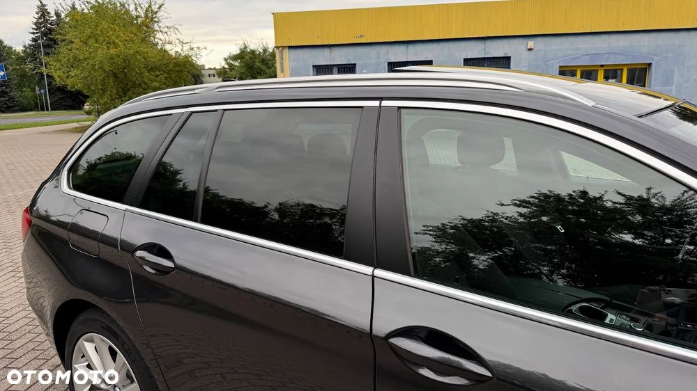 BMW Seria 5 520d Touring - 26