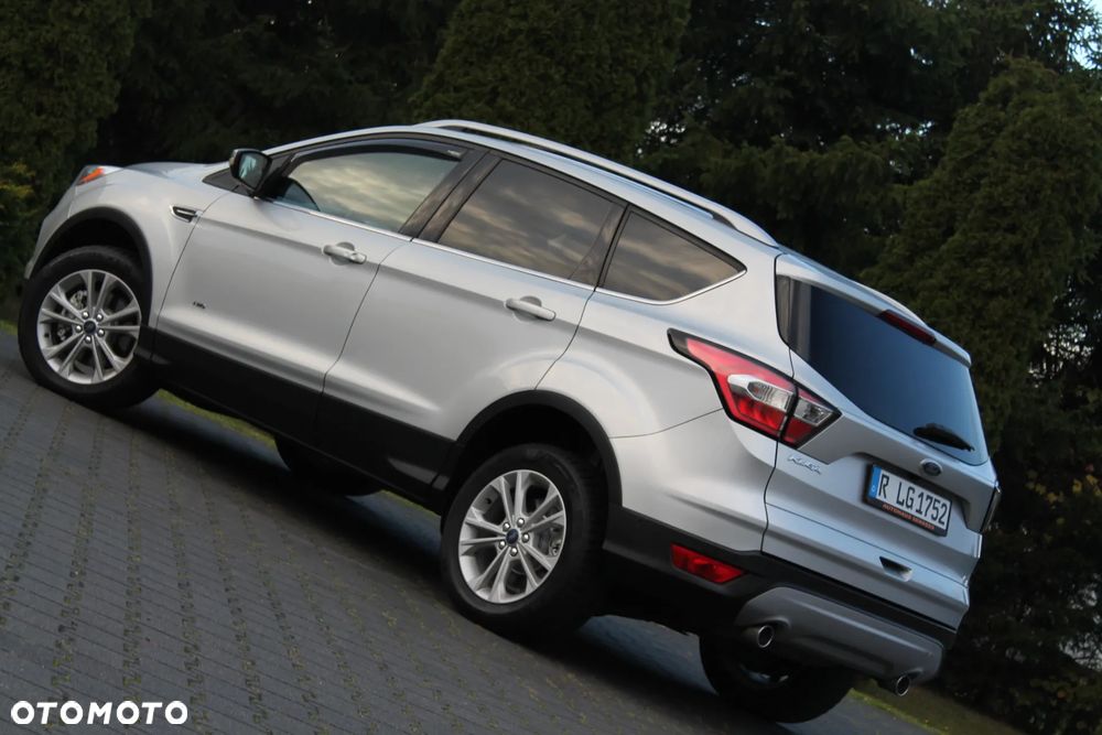 Ford Kuga - 11