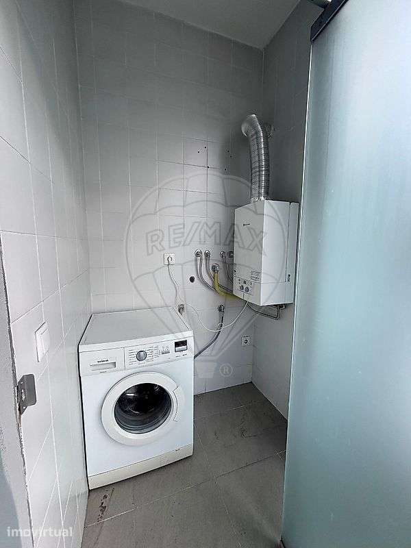 Apartamento T1 para arrendamento - Grande imagem: 2/17