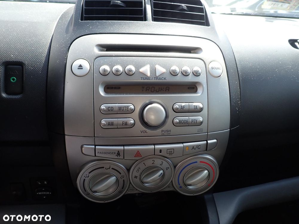 CZĘŚCI - Daihatsu Sirion II M300 1,0 69KM 1KR-FE HB 5D LIFT lakier S28 2008r. INDEX - 10094 - 10