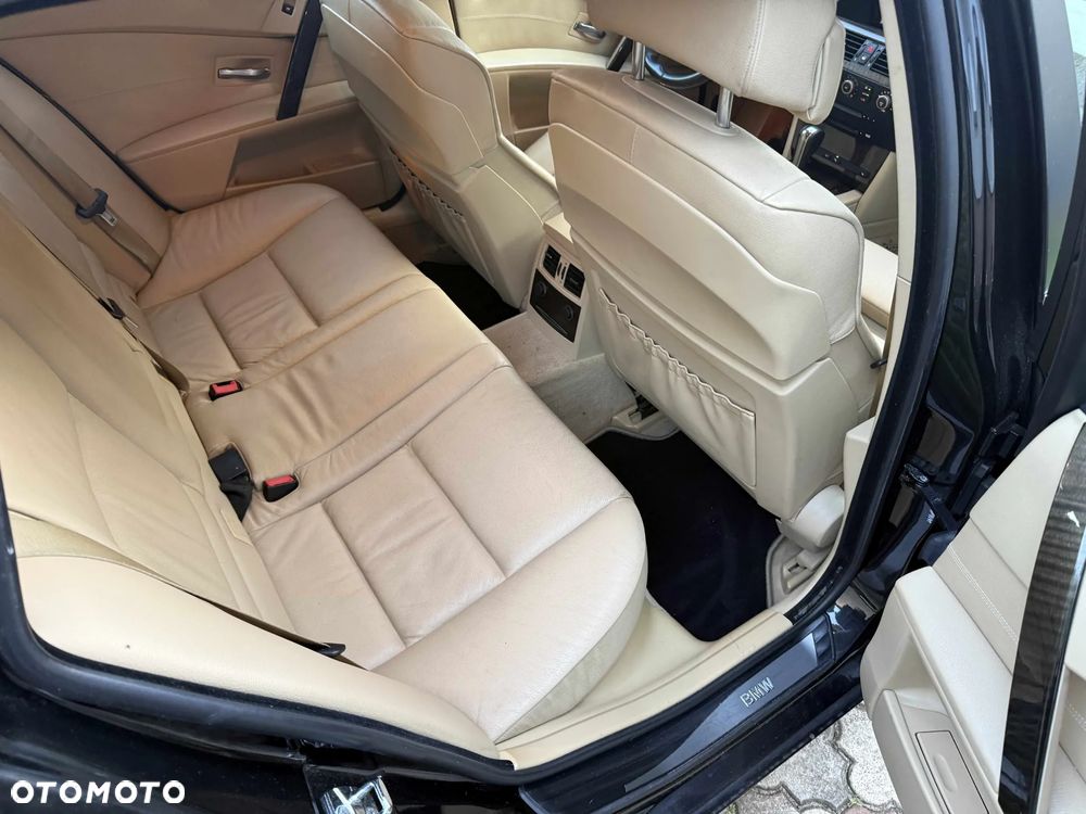 BMW Seria 5 530i - 19