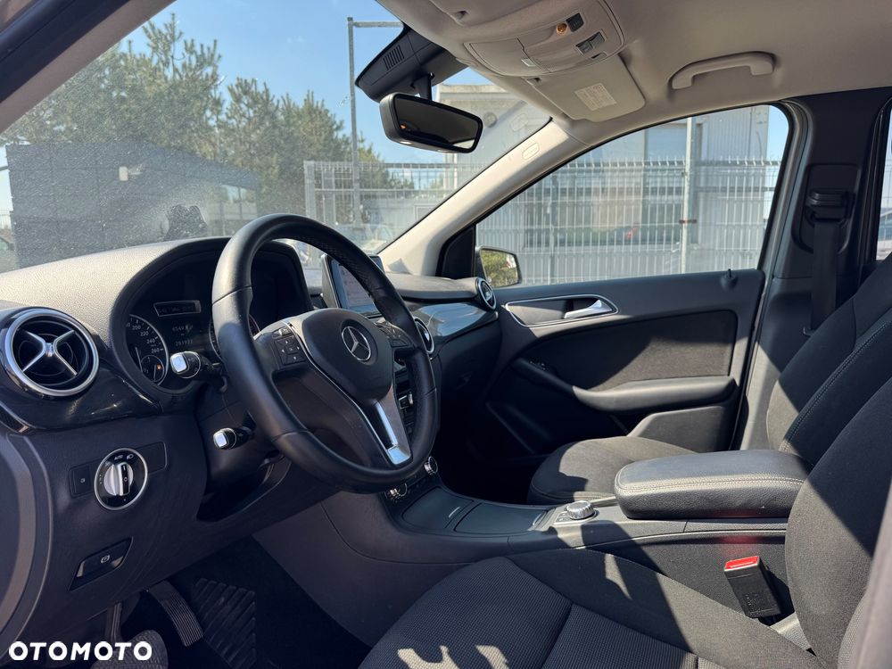 Mercedes-Benz Klasa B 180 CDI (BlueEFFICIENCY) 7G-DCT - 6