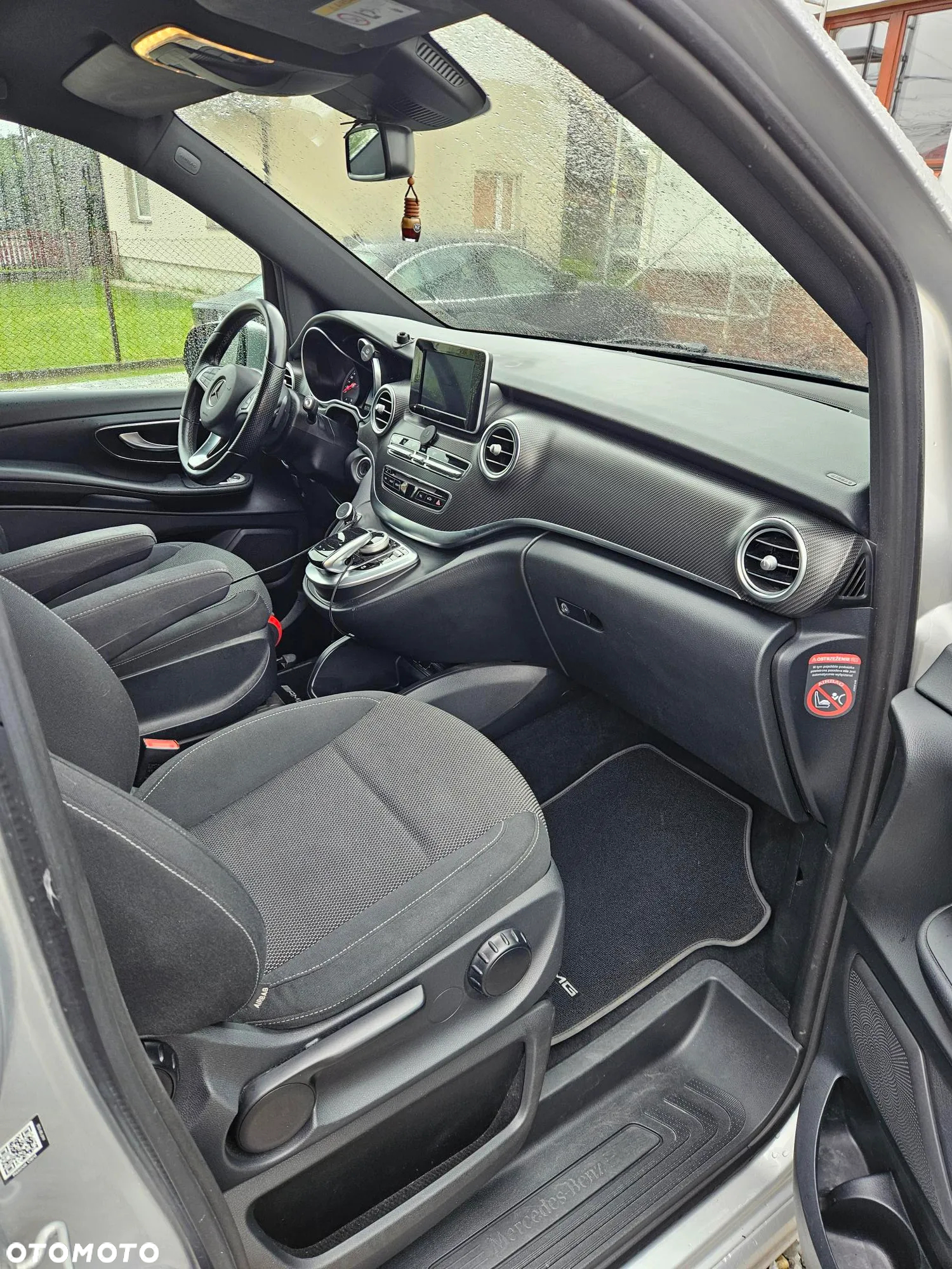 Mercedes-Benz Klasa V 220 d 4-Matic Avantgarde 7G-Tronic (d³ugi) - 21