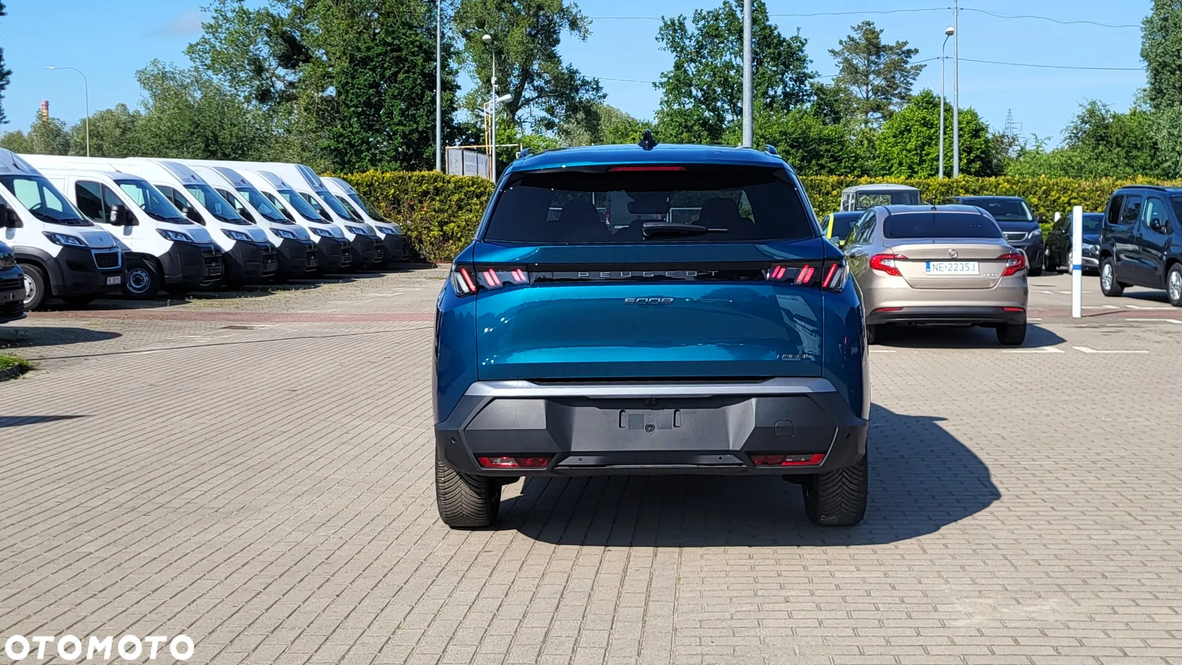 Peugeot 5008 1.2 PureTech mHEV Allure Pack S&S e-DCS6 - 6