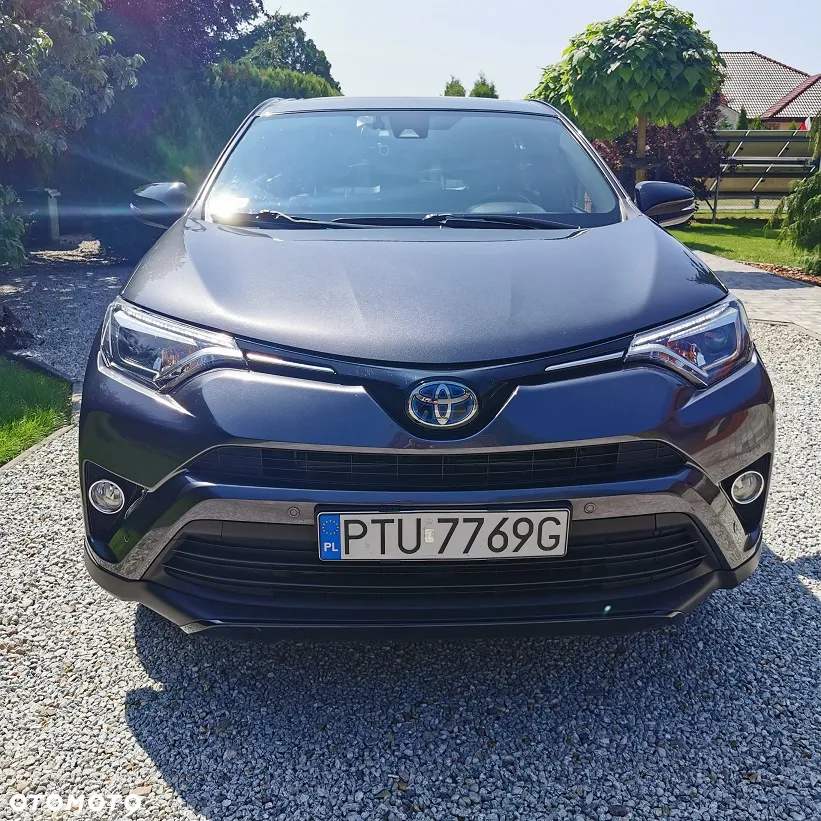 Toyota RAV4 - 4