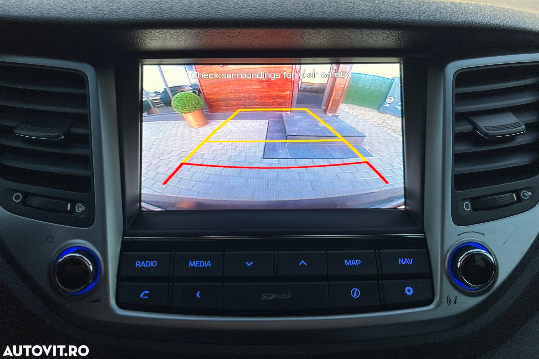 Hyundai Tucson 2.0 CRDI 4WD Automatik Premium - 16