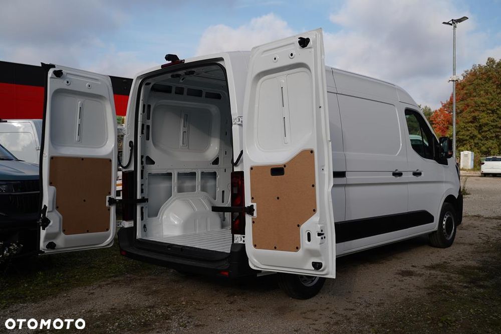Renault Master - 25