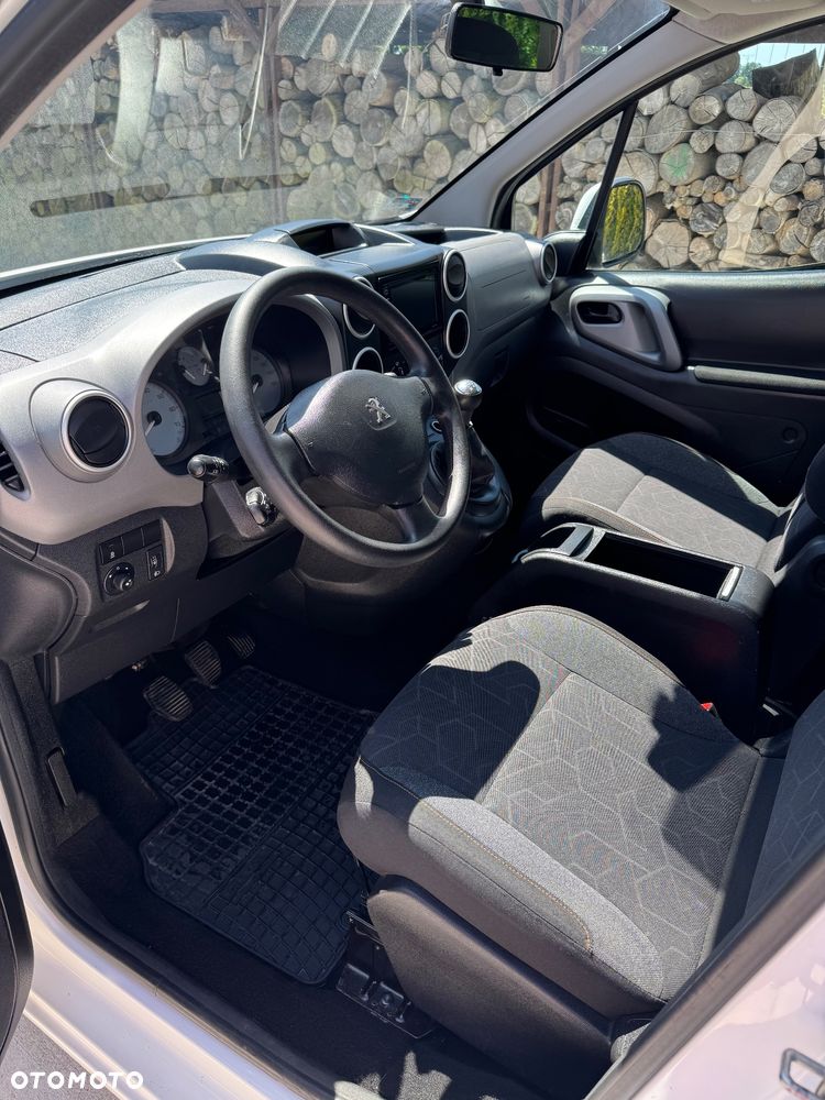 Peugeot Partner - 8