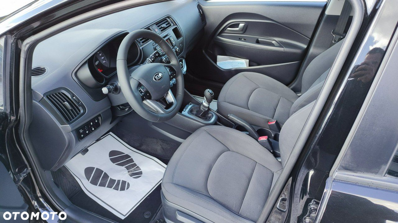Kia Rio - 6