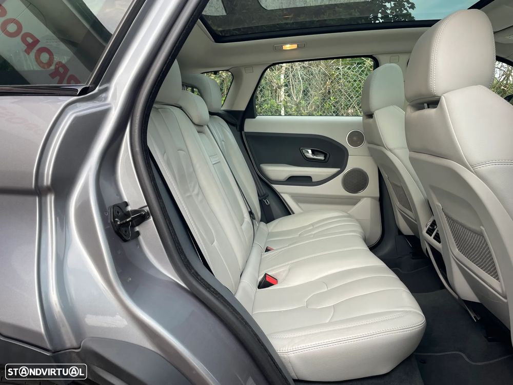 Land Rover Range Rover Evoque 2.2 eD4 Prestige - 31