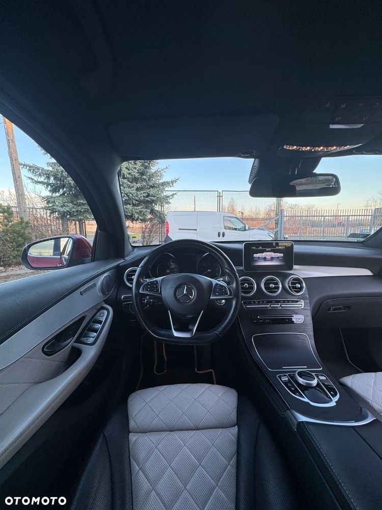 Mercedes-Benz GLC - 9