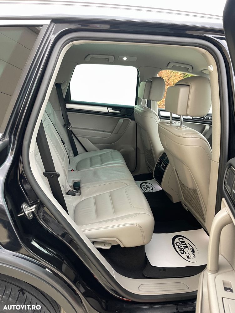 Volkswagen Touareg 3.0 V6 TDI BMT - 24