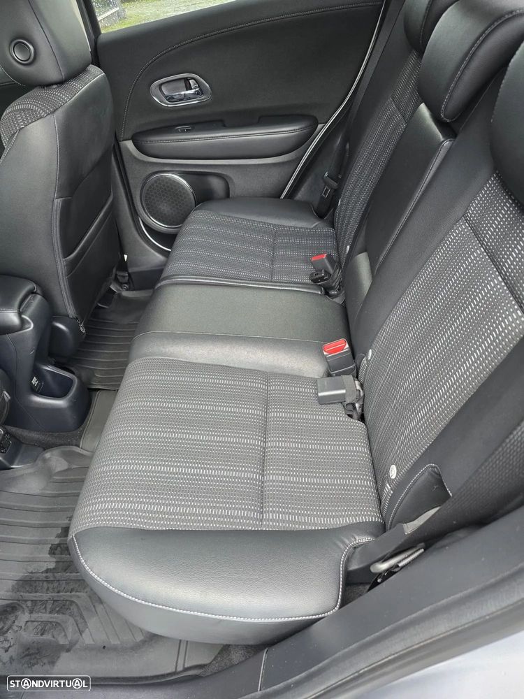 Honda HR-V 1.6 i-DTEC Executive - 18