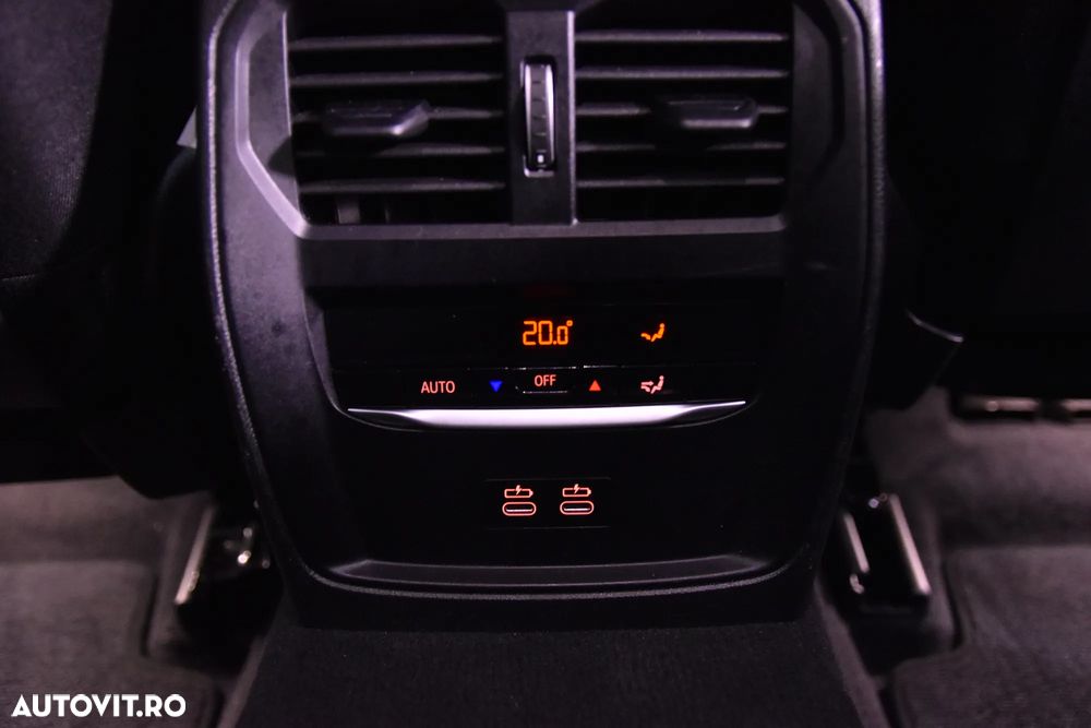 BMW Seria 3 318i Touring Aut. - 23