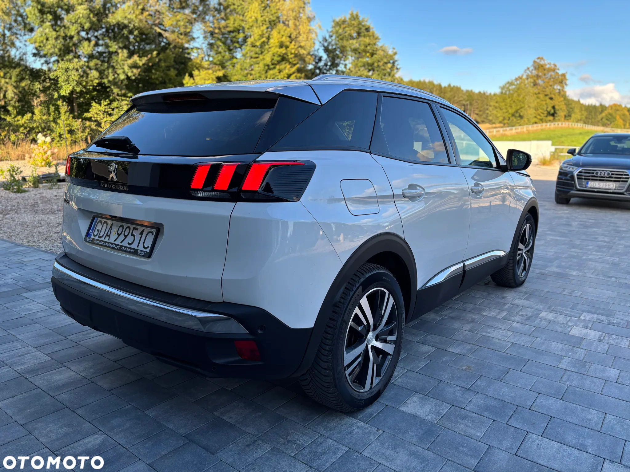 Peugeot 3008 BlueHDi 130 Stop & Start EAT8 Allure Business-Paket - 5