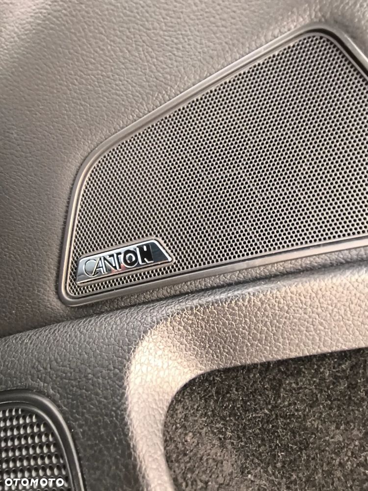 Skoda Superb 2.0 TDI SCR 4x4 Style DSG - 11