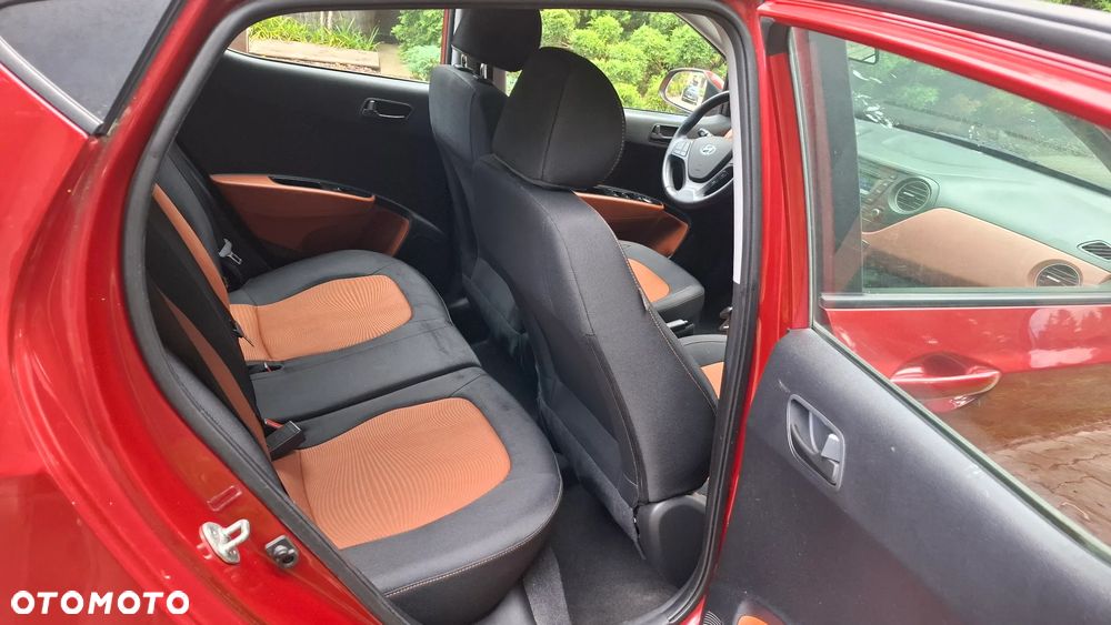 Hyundai i10 1.0 BlueDrive Premium - 12